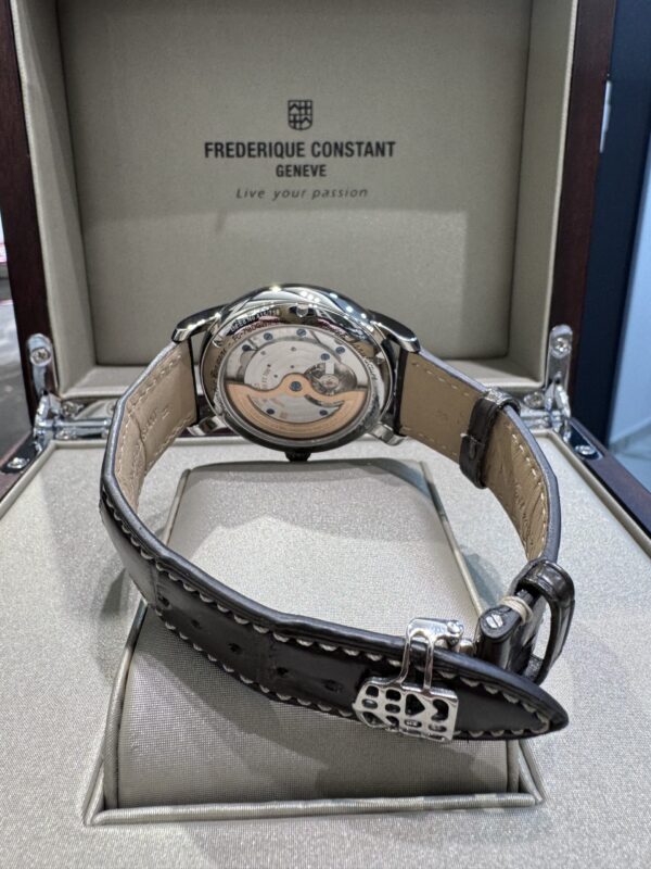 Frederique Constant - Classic Worldtimer Manufacture Limited Edition - immagine 4